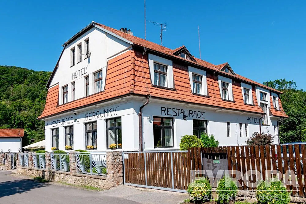 Prodej komerční nemovitosti 458 m²